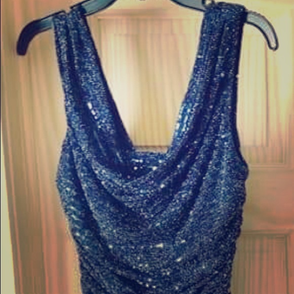 Beautiful sequin tank formal gown - Picture 1 of 3